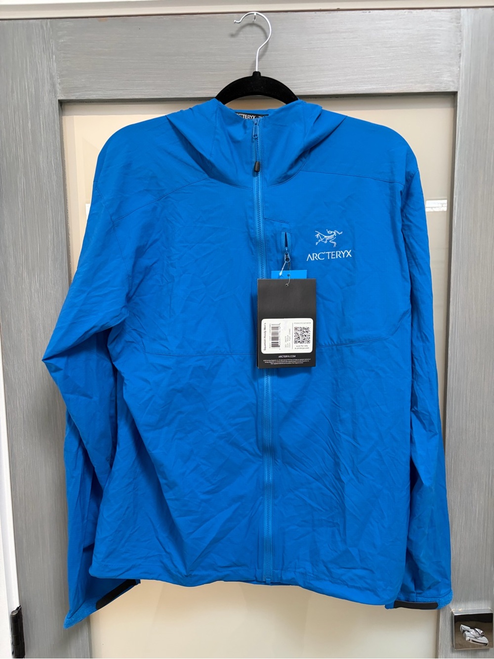 Arc'teryx Squamish Hoody Mens Medium Rigel Blue Windshell Jacket NWT Model 13647